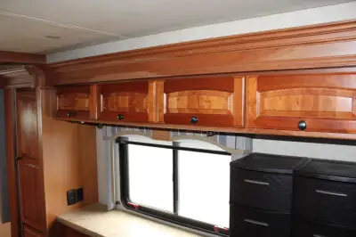2009 Mandalay Luxury Division Mandalay Class A 43D photo 41
