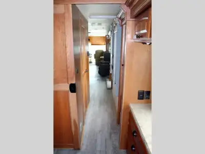 2009 Mandalay Luxury Division Mandalay Class A 43D photo 48