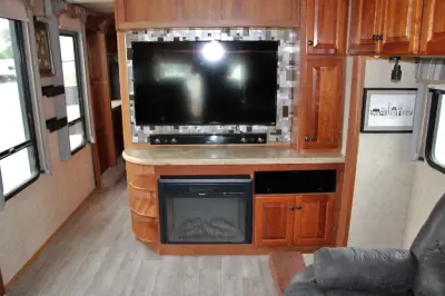 2009 Mandalay Luxury Division Mandalay Class A 43D photo 33
