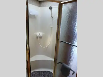2005 Holiday Rambler Neptune 36PDD photo 22