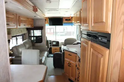 2005 Holiday Rambler Neptune 36PDD photo 37
