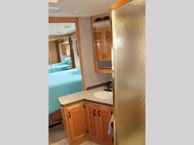 2005 Holiday Rambler Neptune 36PDD photo 21