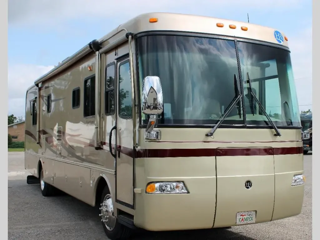 2005 Holiday Rambler Neptune 36PDD exterior