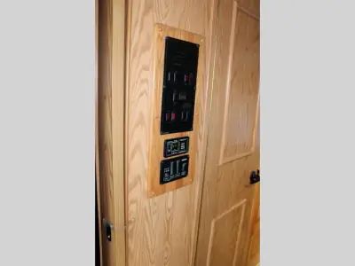 2005 Holiday Rambler Neptune 36PDD photo 20