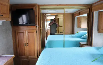 2005 Holiday Rambler Neptune 36PDD photo 27