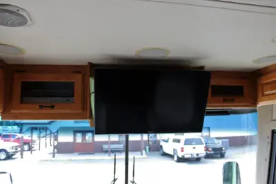 2005 Holiday Rambler Neptune 36PDD photo 10
