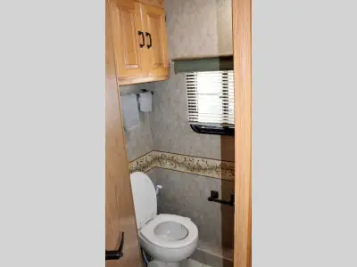 2005 Holiday Rambler Neptune 36PDD photo 23