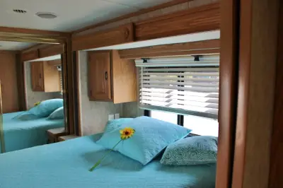 2005 Holiday Rambler Neptune 36PDD photo 28