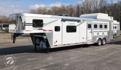 2026 Lakota Charger CH8413SR photo 2