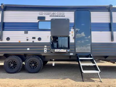 2026 Forest River Cherokee Grey Wolf 28RRT photo 8