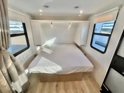 2026 Winnebago Micro Minnie 2108FBS photo 17