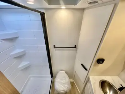 2026 Winnebago Micro Minnie 2108FBS photo 51