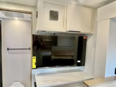 2026 Winnebago Micro Minnie 2108FBS photo 45