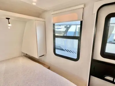 2026 Winnebago Micro Minnie 2108FBS photo 18