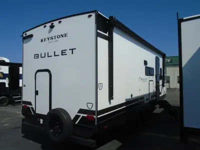 2027 Keystone Bullet Crossfire 222BHS photo 5