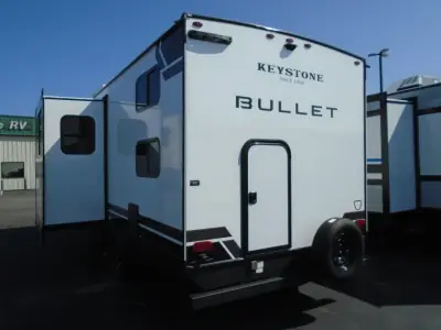 2027 Keystone Bullet Crossfire 222BHS photo 7