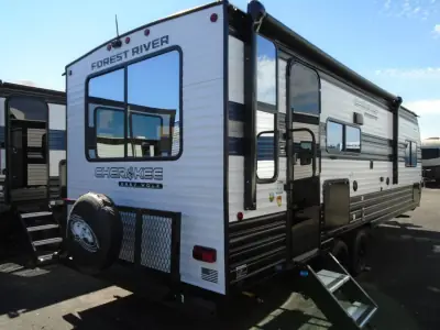 2027 Forest River Cherokee Grey Wolf 23MK photo 6