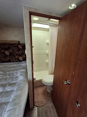 2011 JAYCO SKYLARK photo 35