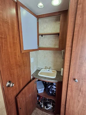 2011 JAYCO SKYLARK photo 14