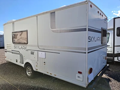 2011 JAYCO SKYLARK photo 4