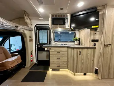 2027 Winnebago Navion 24R photo 12