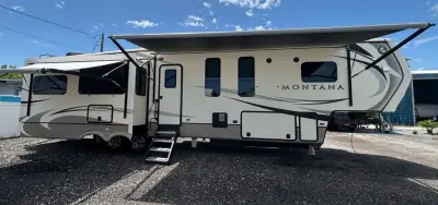 2018 Keystone MONTANA 3950BR photo 2
