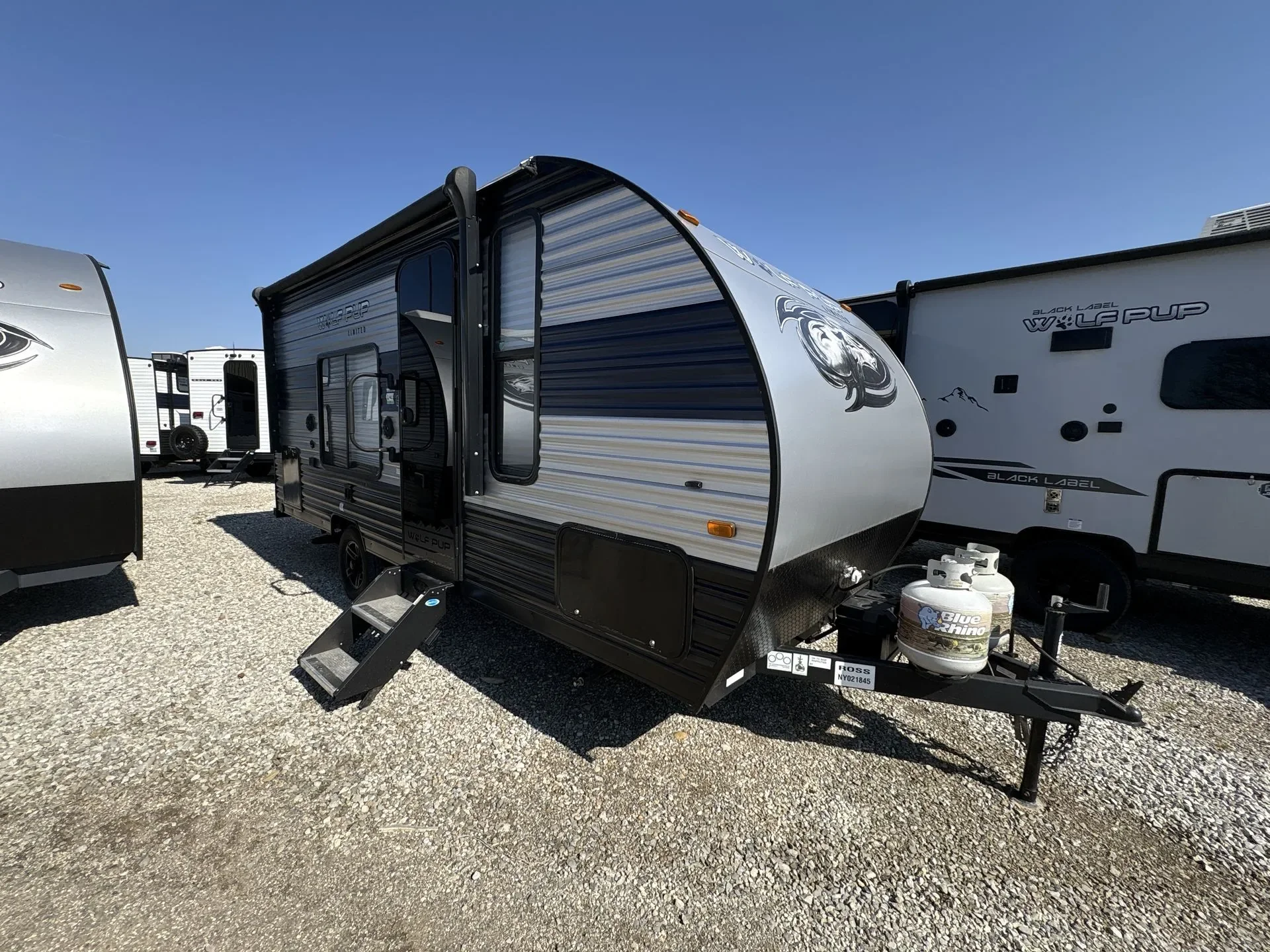 2022 Forest River Cherokee Wolf Pup 16FQ exterior