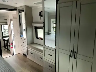 2026 Jayco North Point 382FLRB photo 26
