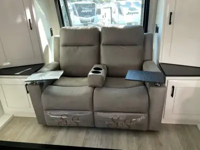 2026 Jayco Pinnacle 39FLOK photo 12