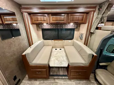 2016 Forest River Sunseeker MBS 2400R photo 10