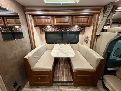 2016 Forest River Sunseeker MBS 2400R photo 9