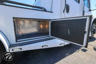 2014 Freightliner M2 SPORT CHASSIS photo 11