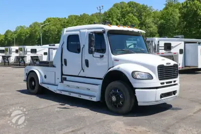 2014 Freightliner M2 SPORT CHASSIS photo 2
