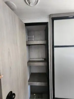 2022 Coleman LIGHT 2755BH photo 9