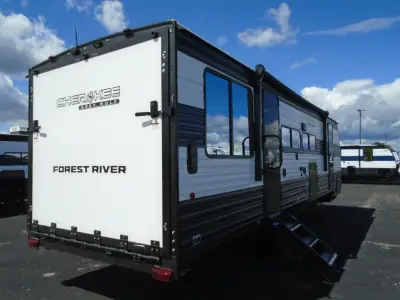 2026 Forest River Cherokee Grey Wolf 24RRT photo 5