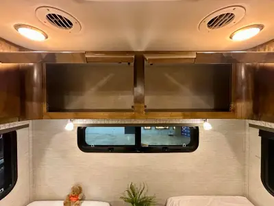 2020 Tiffin Motorhomes Wayfarer 24 TW photo 32