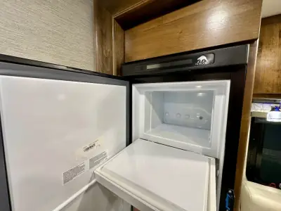 2020 Tiffin Motorhomes Wayfarer 24 TW photo 13