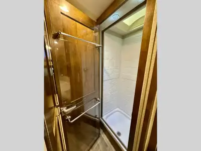 2020 Tiffin Motorhomes Wayfarer 24 TW photo 24