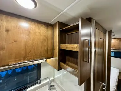 2020 Tiffin Motorhomes Wayfarer 24 TW photo 16