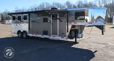 2008 W-W Stock Trailer photo 5