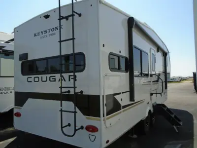 2026 Keystone Cougar Half-Ton 23MLE photo 5