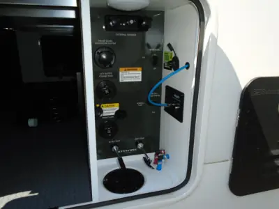 2026 Keystone Cougar Half-Ton 23MLE photo 8