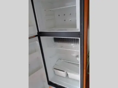 2011 Coachmen Freedom Express LTZ 246RKS photo 22