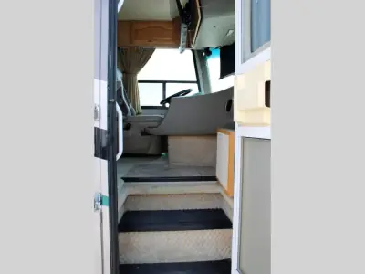 2004 Coachmen COACHMEN 402 TS SPORTSCOACH DEAL PENDING photo 5