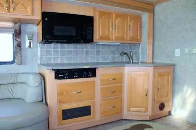 2004 Coachmen COACHMEN 402 TS SPORTSCOACH DEAL PENDING photo 11