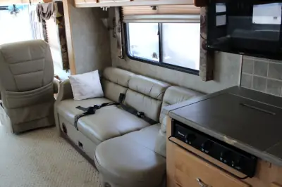 2004 Coachmen COACHMEN 402 TS SPORTSCOACH DEAL PENDING photo 31