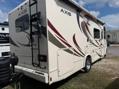 2018 Thor Motor Coach AXIS 25 2 photo 3