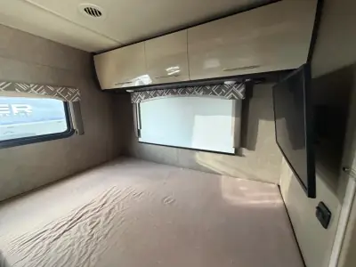 2018 Thor Motor Coach AXIS 25 2 photo 15