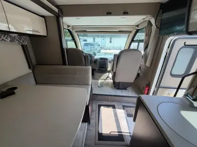 2018 Thor Motor Coach AXIS 25 2 photo 16