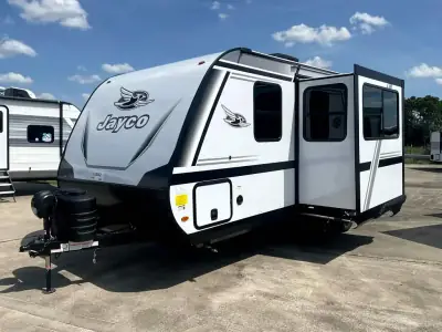 2027 Jayco Jay Feather 18RBF photo 5